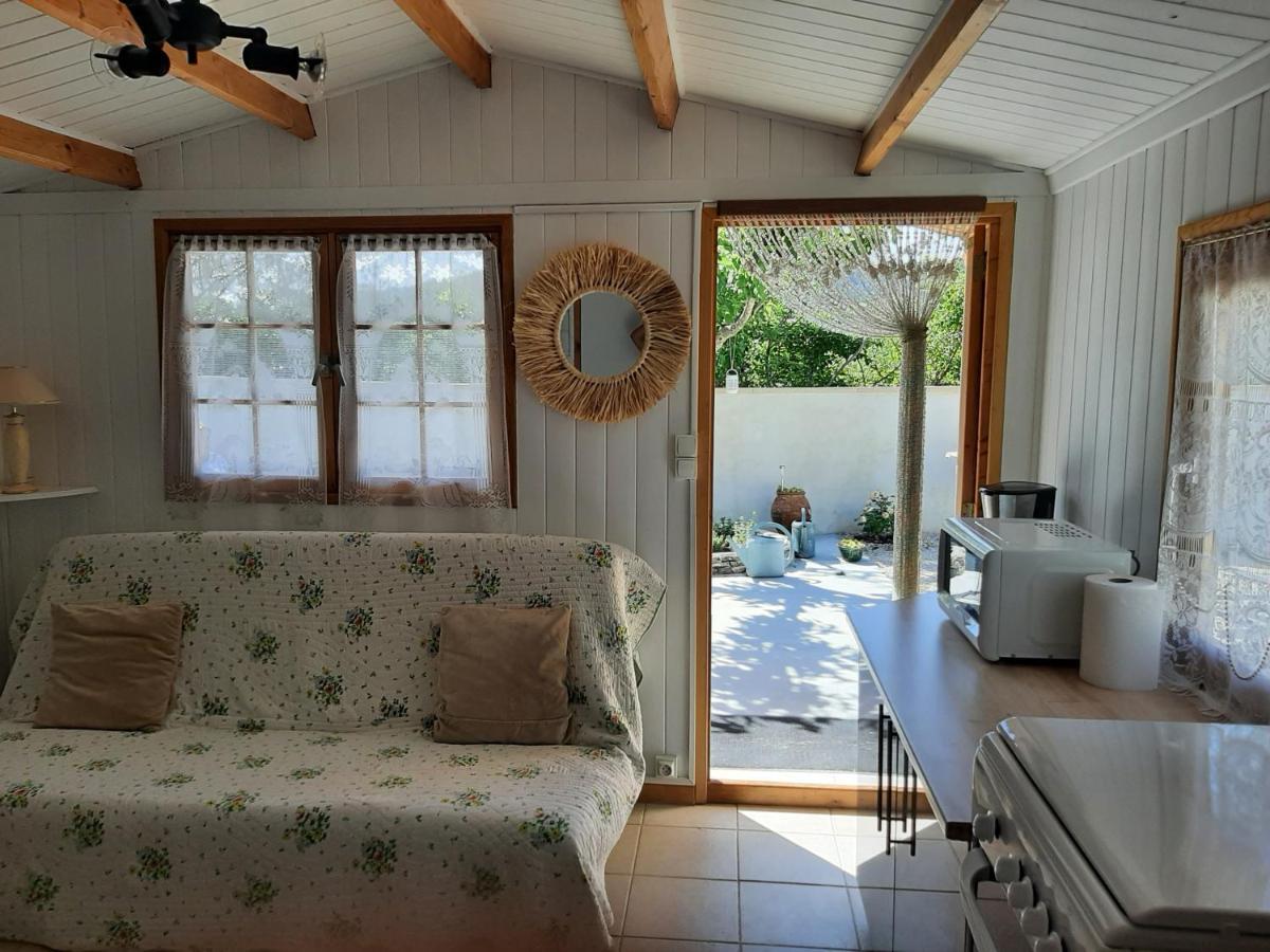 Mormoiron Chalet Au Pied Du Mont Ventoux מראה חיצוני תמונה
